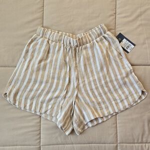 NWT Universal Thread striped linen shorts, pull on, white tan stripes, XS